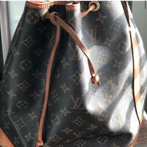 Authentic Louis Vuitton Grand Noe Large model
